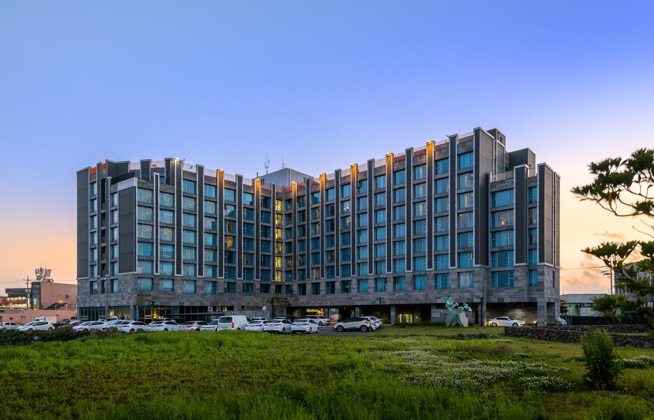 บราวน์สวีท เชจู Hotel เมืองเชจู ภายนอก รูปภาพ
